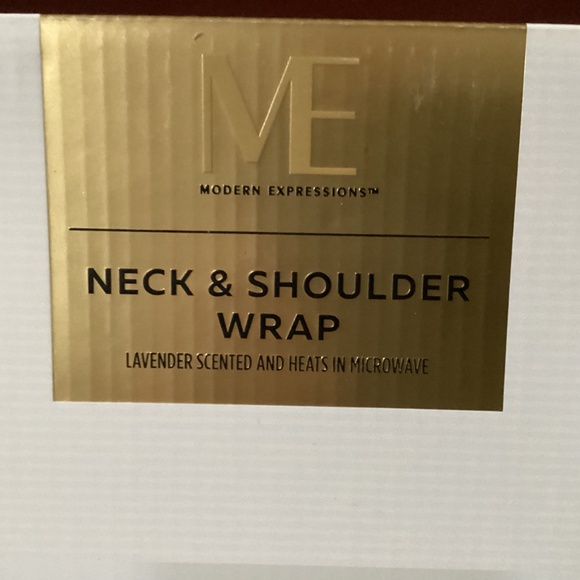 Modern Expressions Neck & Shoulder Wrap Lavender Scented NEW - Picture 2 of 10